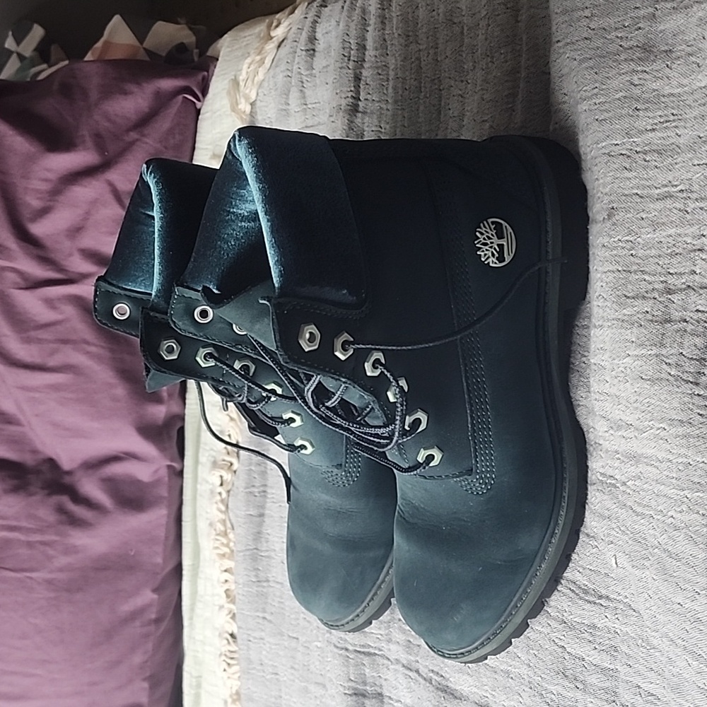 Women's reflective teal Timberlands